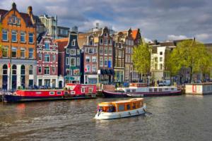 Amsterdam, orasul perfect pentru o escapada de weekend