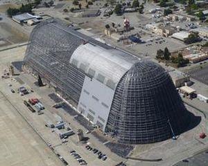 Google inchiriaza de la NASA o fosta baza militara