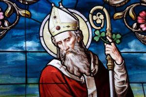 Cine a fost Sfantul Patrick si cand il sarbatoresc irlandezii
